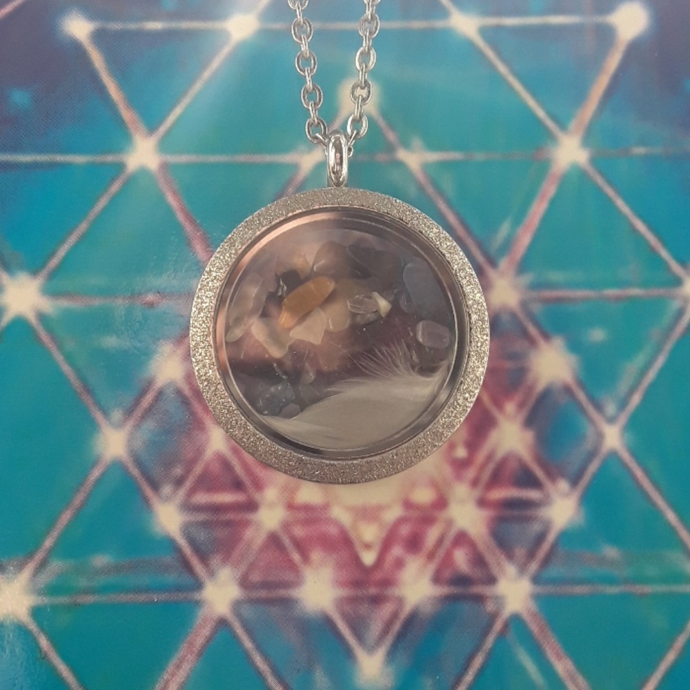 Natural stone locket necklace